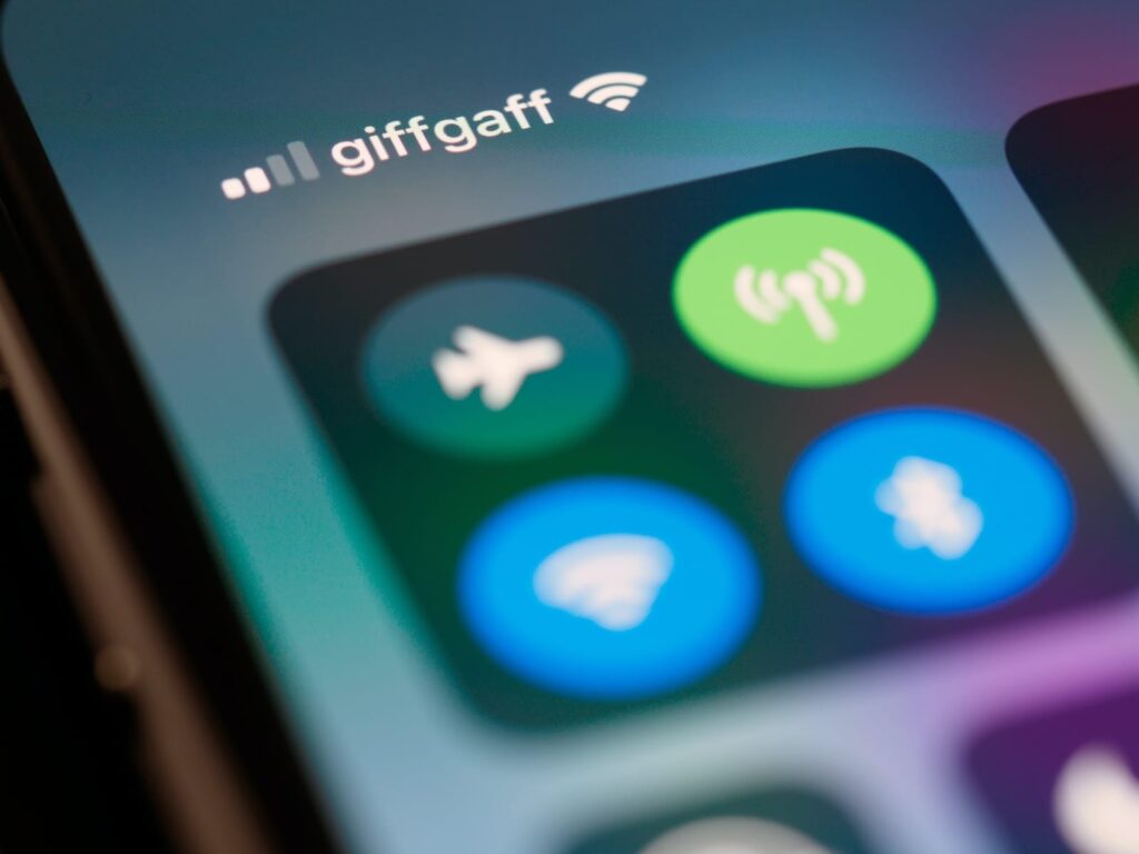bluetooth iphone ios apple unsplash