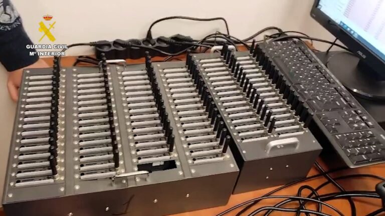 La trastienda de las grandes ciberestafas: así funcionaba la “fábrica de llamadas” desmantelada por la Guardia Civil