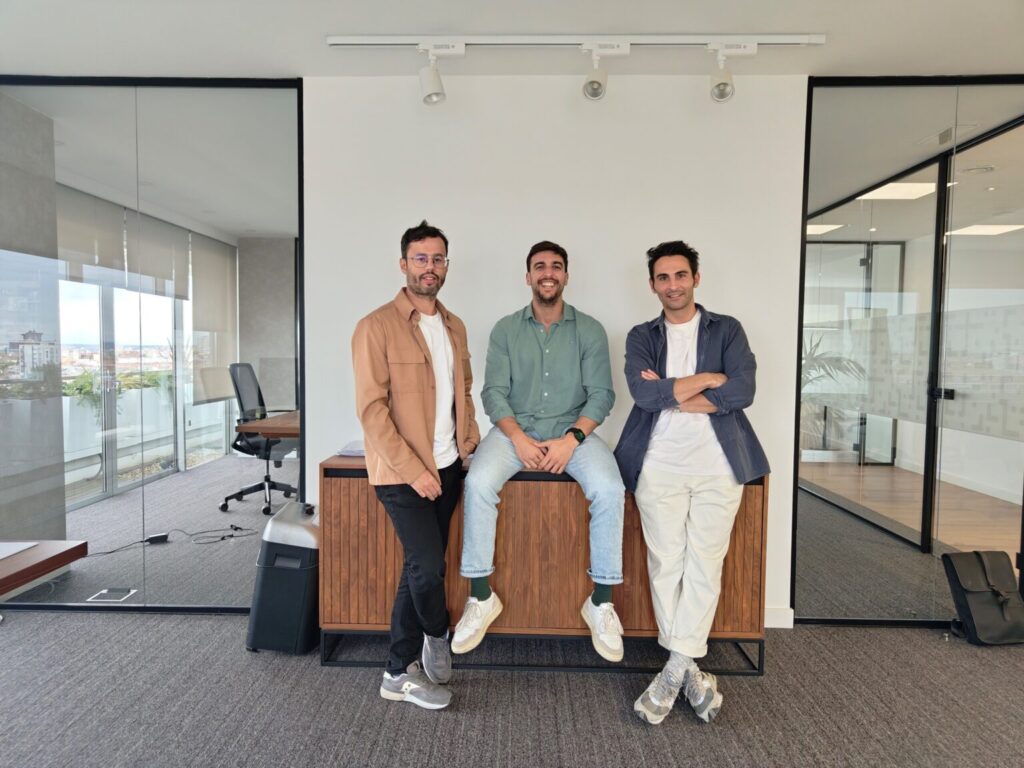 Wardem duplica su facturación en 2025 y dispara las ventas de su plataforma de IA para negocio digital